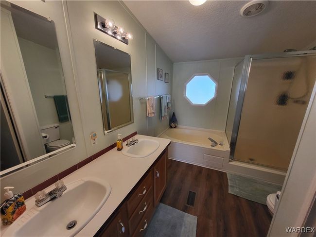 Bathroom | Image 31