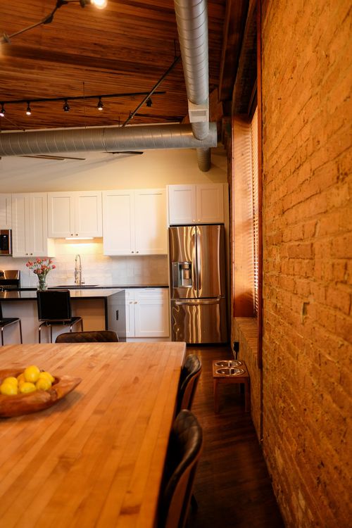 111-550 N Kingsbury St, Chicago, IL, 60654-5745 | Card Image