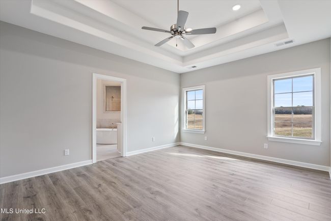 18-Primary Bedroom | Image 11