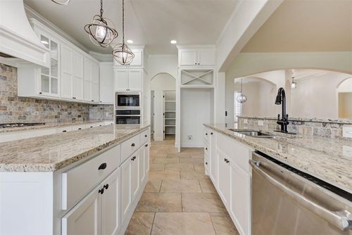 3530 Rivers Edge Court, Newcastle, OK, 73065 | Card Image