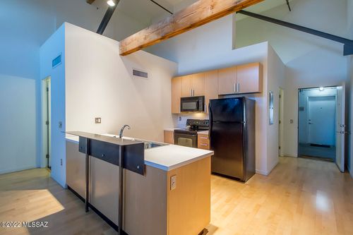 204-1001 E 17th St, Tucson, AZ, 85719-6767 | Card Image