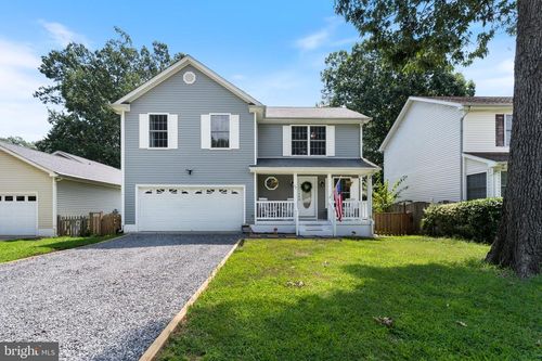 22 2nd St, Colonial Beach, VA, 22443-1826 | Card Image