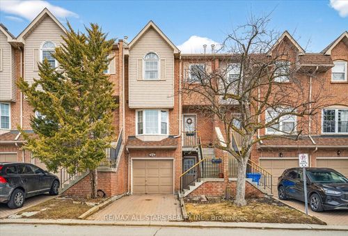 3-119 Spring Rd, Keswick, ON, L4P2K4 | Card Image