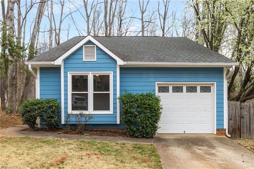 9 Dunnberry Ct, Greensboro, NC, 27455-2575 | Card Image