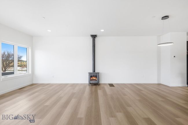 fireplace not in every unit | Image 11