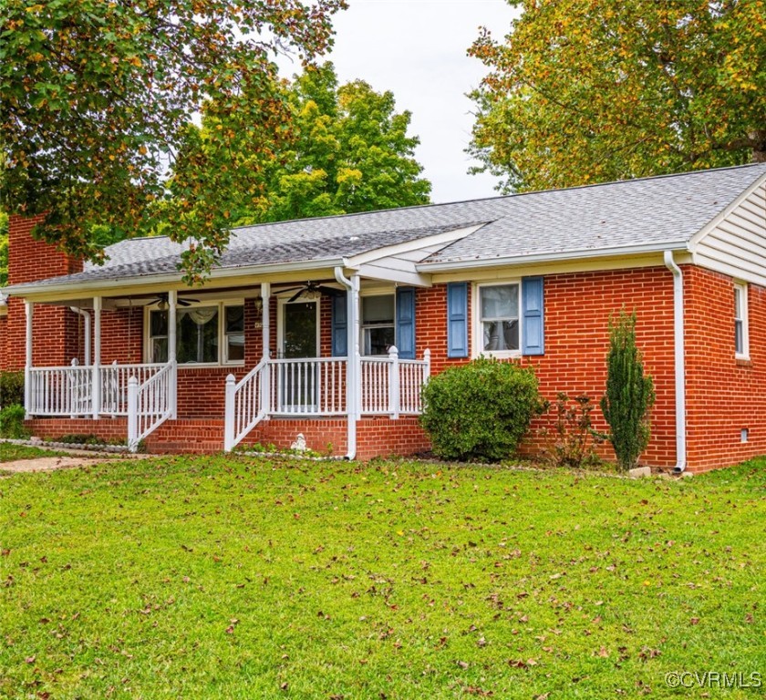 Laudeen Dr, North Chesterfield, VA 23234