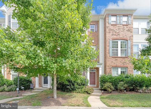 22653 Vienna Green Ter, BRAMBLETON, VA, 20148-3678 | Card Image