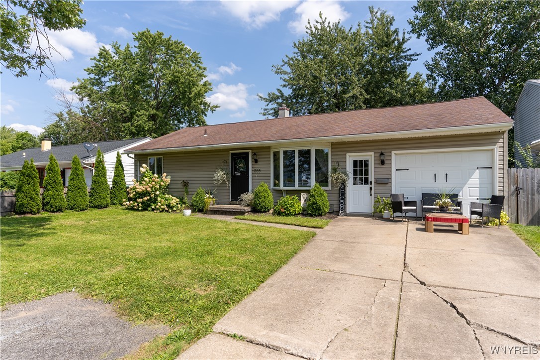 Maldiner Ave, Tonawanda, NY 14150