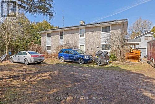 827 6 Concession Rd W, Millgrove, ON, L8B1N3 | Card Image