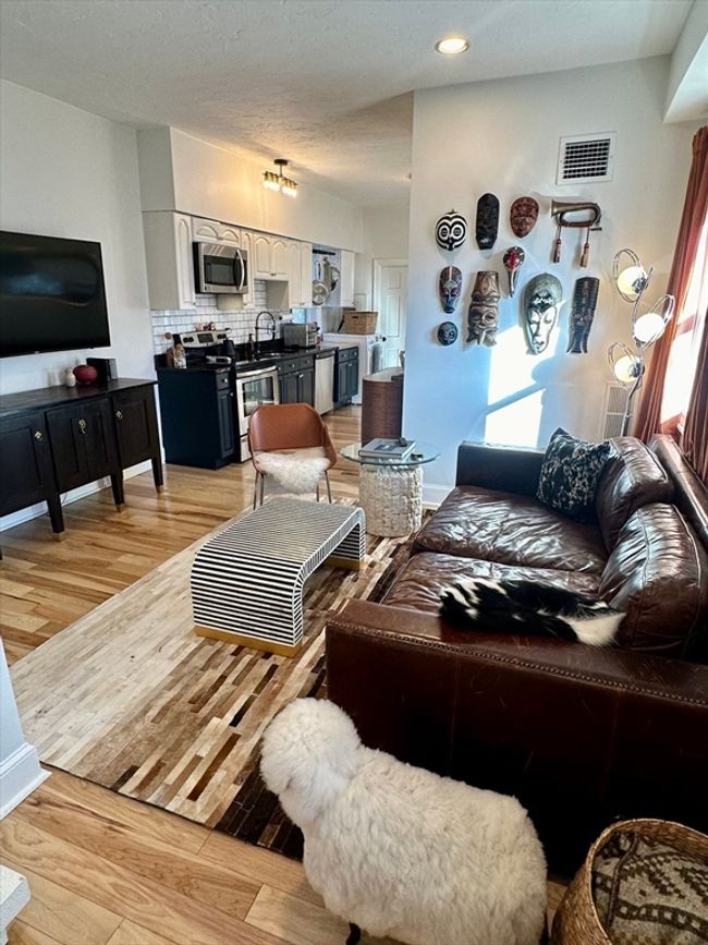 APT-2 - 48 Mercer St, Condo with 2 bedrooms, 1 bathrooms and 1 parking in Boston MA | Image 8