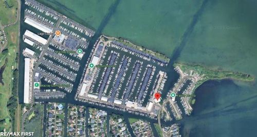 41700 Conger Bay Dr, Harrison Twp, MI, 48045-1432 | Card Image