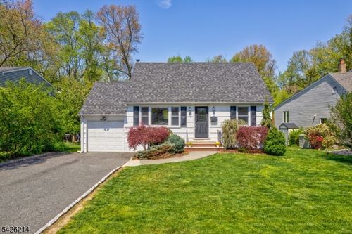 61 Beechwood Rd, Florham Park, NJ, 07932-2802 | Card Image