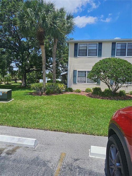 apt-d-127 Camphor Cir, OLDSMAR, FL, 34677-4500 | Card Image