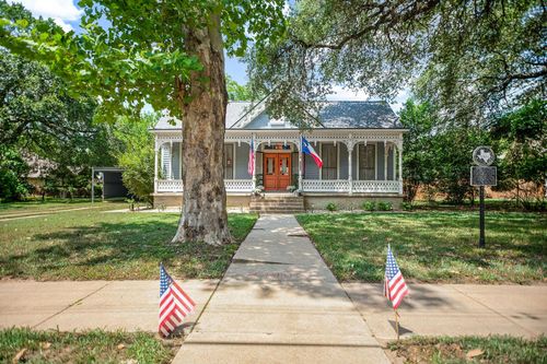 1216 Live Oak St, Columbus, TX, 78934-2312 | Card Image