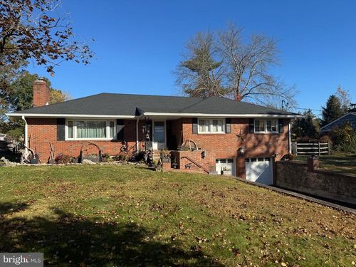 247 Washington Crossing Pe Rd, Titusville, NJ, 08560-1509 | Card Image