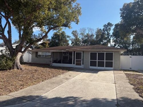 8006 Portage Dr, PORT RICHEY, FL, 34668-4038 | Card Image