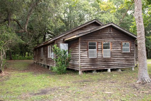 5619 Grierson St, Moss Point, MS, 39563-4623 | Card Image