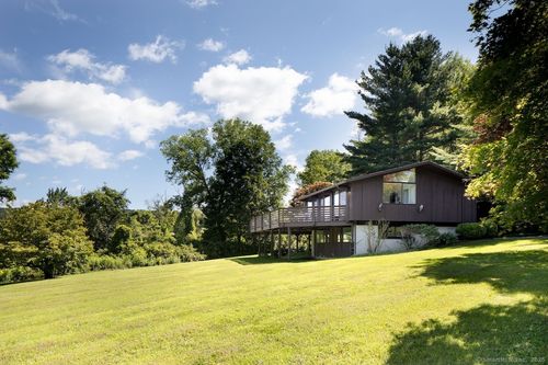 1 State Line Rd, Lakeville, CT, 06039-1325 | Card Image