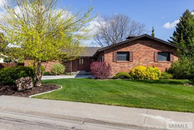 439 S Hartert Drive, House other with 6 bedrooms, 3 bathrooms and 2 parking in Idaho Falls ID | Image 2