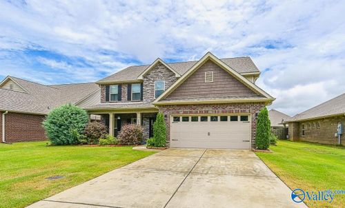 3011 Magnolia Leaf Circle, Owens Cross Roads, AL, 35763 | Card Image