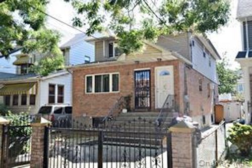 89-29 Moline St, Queens Village, NY, 11428-1441 | Card Image