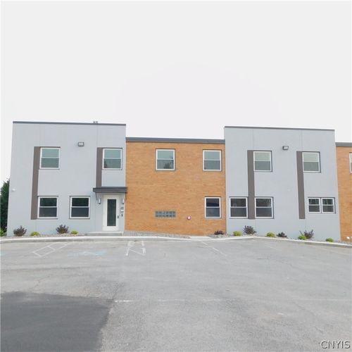 413 S Main St, Syracuse, NY, 13212-2865 | Card Image