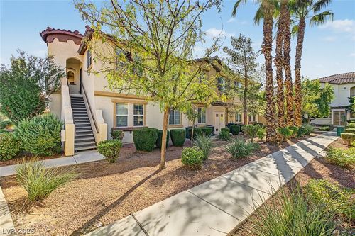 7201-50 Aura De Blanco St, Henderson, NV, 89074-2978 | Card Image
