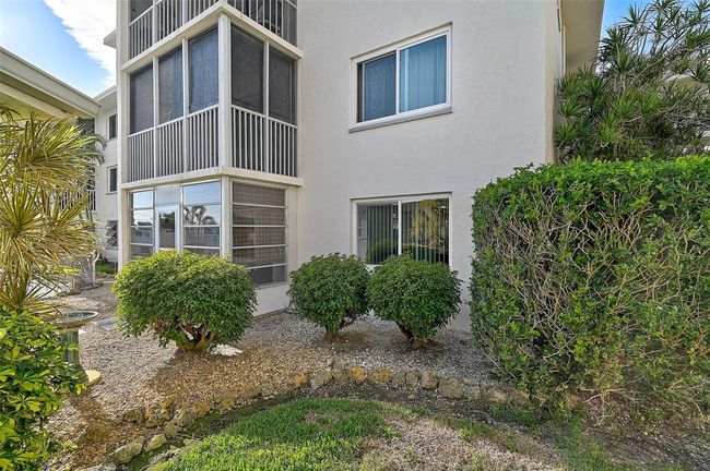 APT-115 - 708 Tamiami Trl S, Condo with 2 bedrooms, 2 bathrooms and null parking in VENICE FL | Image 32