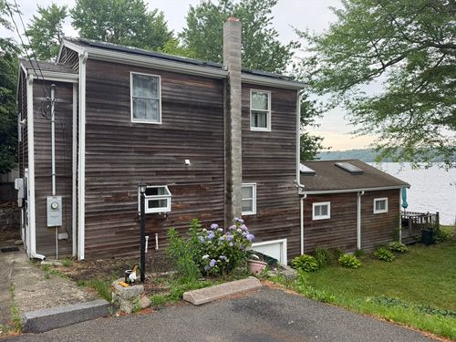 21 Hilltop Acres Dr, Lakeville, MA, 02347-2528 | Card Image