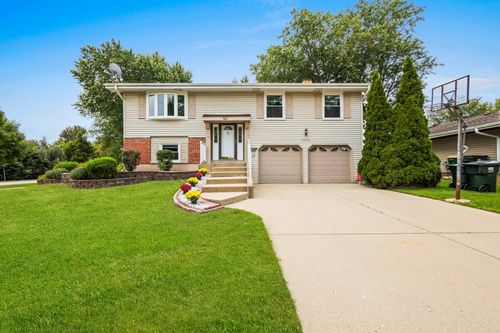 2004 E Parkview Cir, Hoffman Estates, IL, 60169-2645 | Card Image