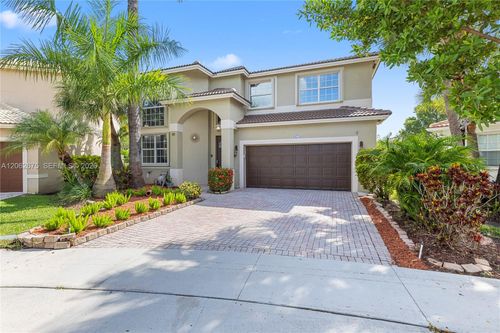 16745 Nw 12th Ct, Pembroke Pines, FL, 33028-1902 | Card Image
