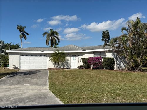 9805 Tonya Ct, BONITA SPRINGS, FL, 34135-4718 | Card Image