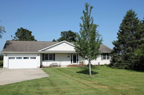 2736 Larrabee Ave, Denver, IA, 50622-1115 | Card Image