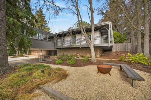 2051 Lambeth Way, Carmichael, CA, 95608-5756 | Card Image