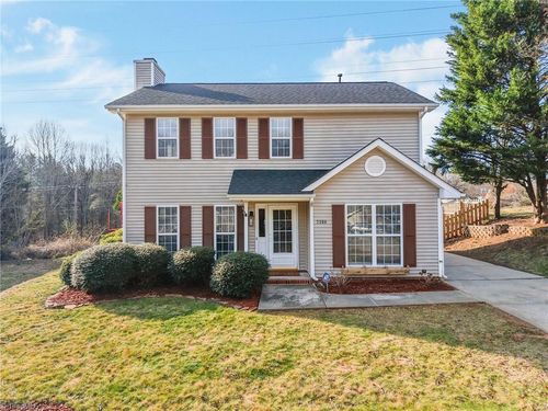 7300 Silverwood Ct, Greensboro, NC, 27410-8008 | Card Image