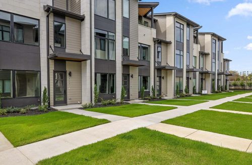 757 Burnside Pl, Chattanooga, TN, 37408-2405 | Card Image