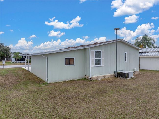 3907 William Hume Dr, House other with 2 bedrooms, 2 bathrooms and null parking in ZEPHYRHILLS FL | Image 32