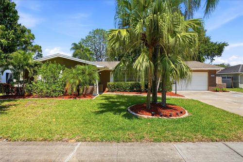 1341 Ranchwood Dr, CLEARWATER, FL, 33764-2815 | Card Image