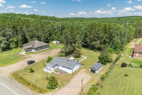 25280 Highway 60 Highway, South Algonquin, ON, K0J2C0 | Card Image