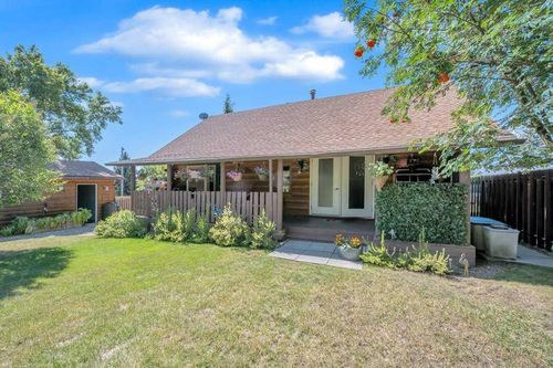 313 3 Avenue, Torrington, AB, T0M2B0 | Card Image