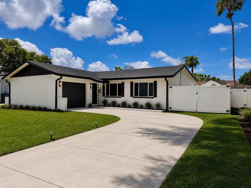 9554 86th Ave, SEMINOLE, FL, 33777-2526 | Card Image