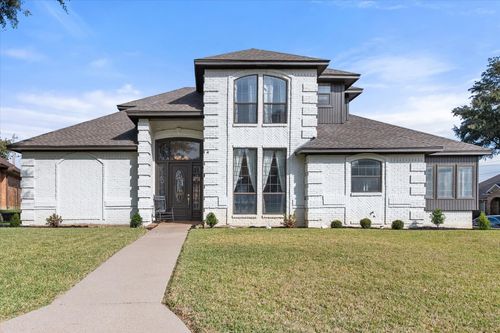 2428 Cross Timbers Trl, Arlington, TX, 76006-4834 | Card Image