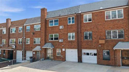59-17 Kissena Blvd, Flushing, NY, 11355-5547 | Card Image