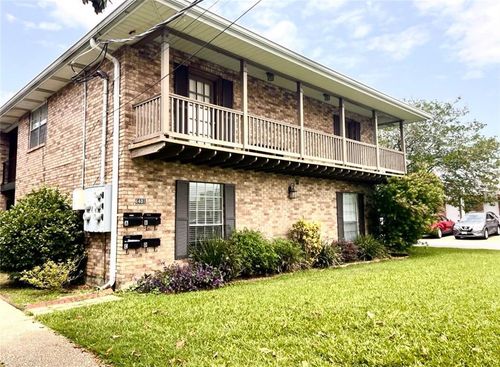 a-4401 Yale St, Metairie, LA, 70006-4240 | Card Image