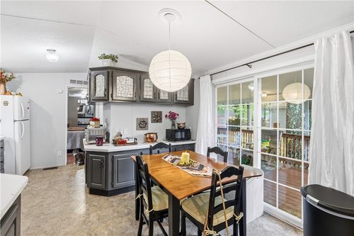 7 Kelly Ln, Coventry, RI, 02816-4026 | Card Image