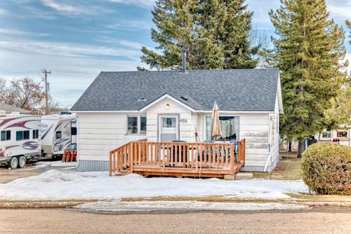 4816 48 Avenue, Innisfail, AB, T4G1N7 | Card Image