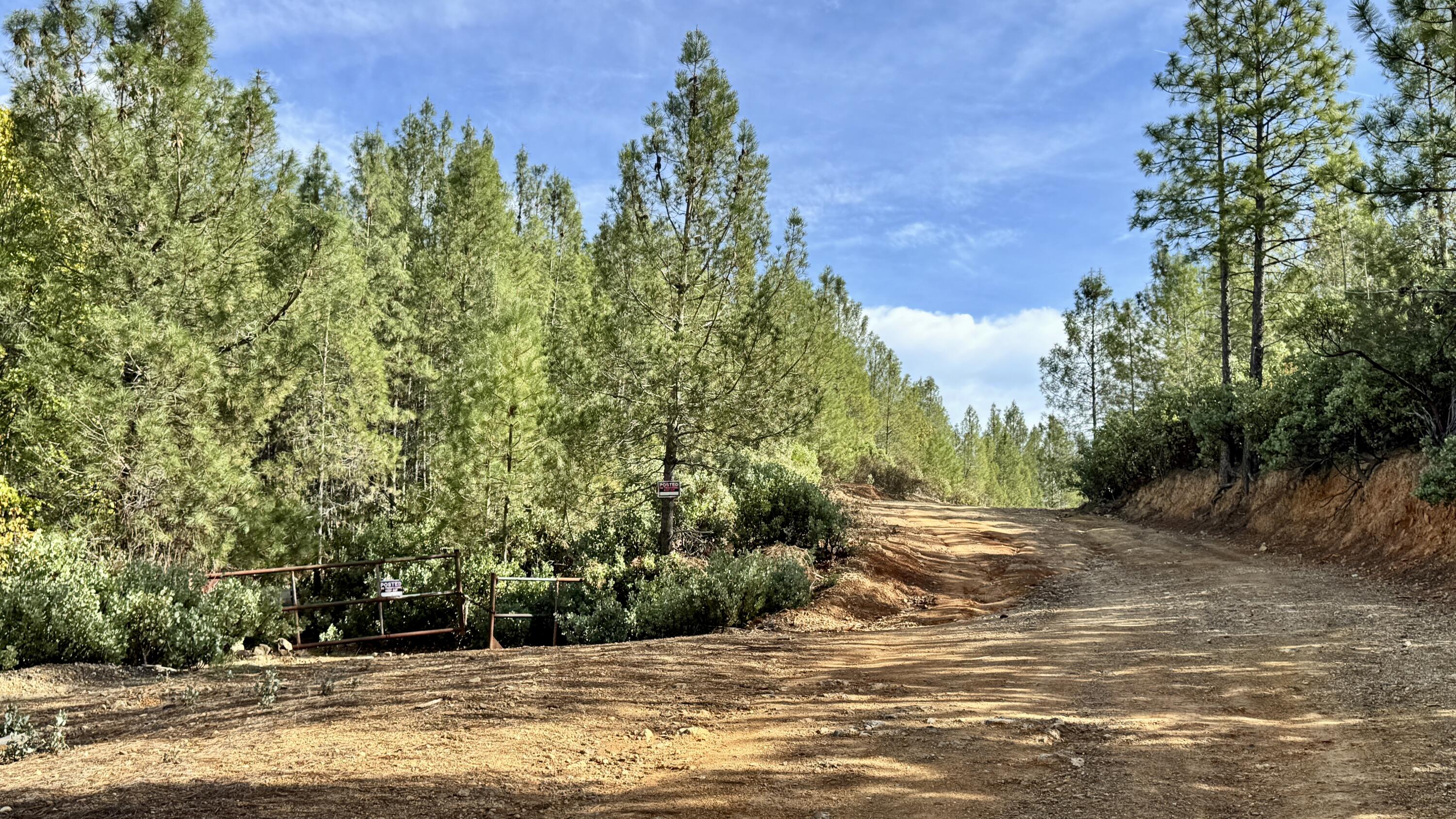 Land in Redding