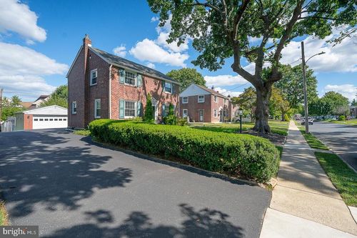43 Netherwood Dr, SPRINGFIELD, PA, 19064-3610 | Card Image