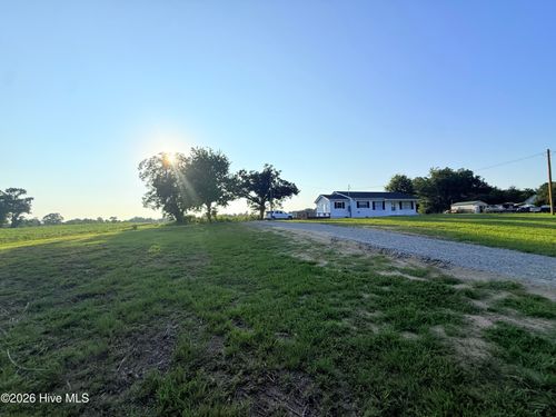 1612 Hwy 258 N, Snow Hill, NC, 28580-7309 | Card Image