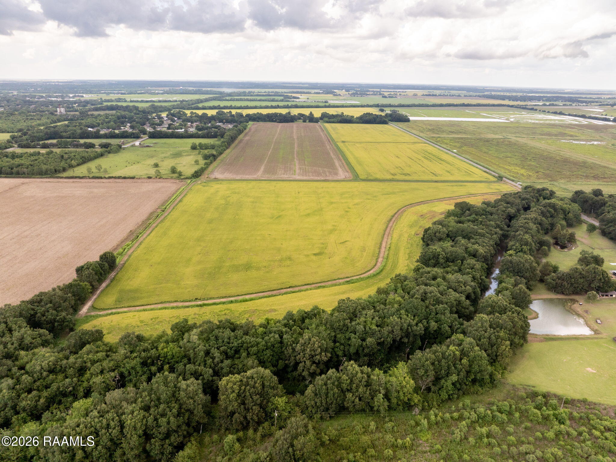 Land in Crowley 5